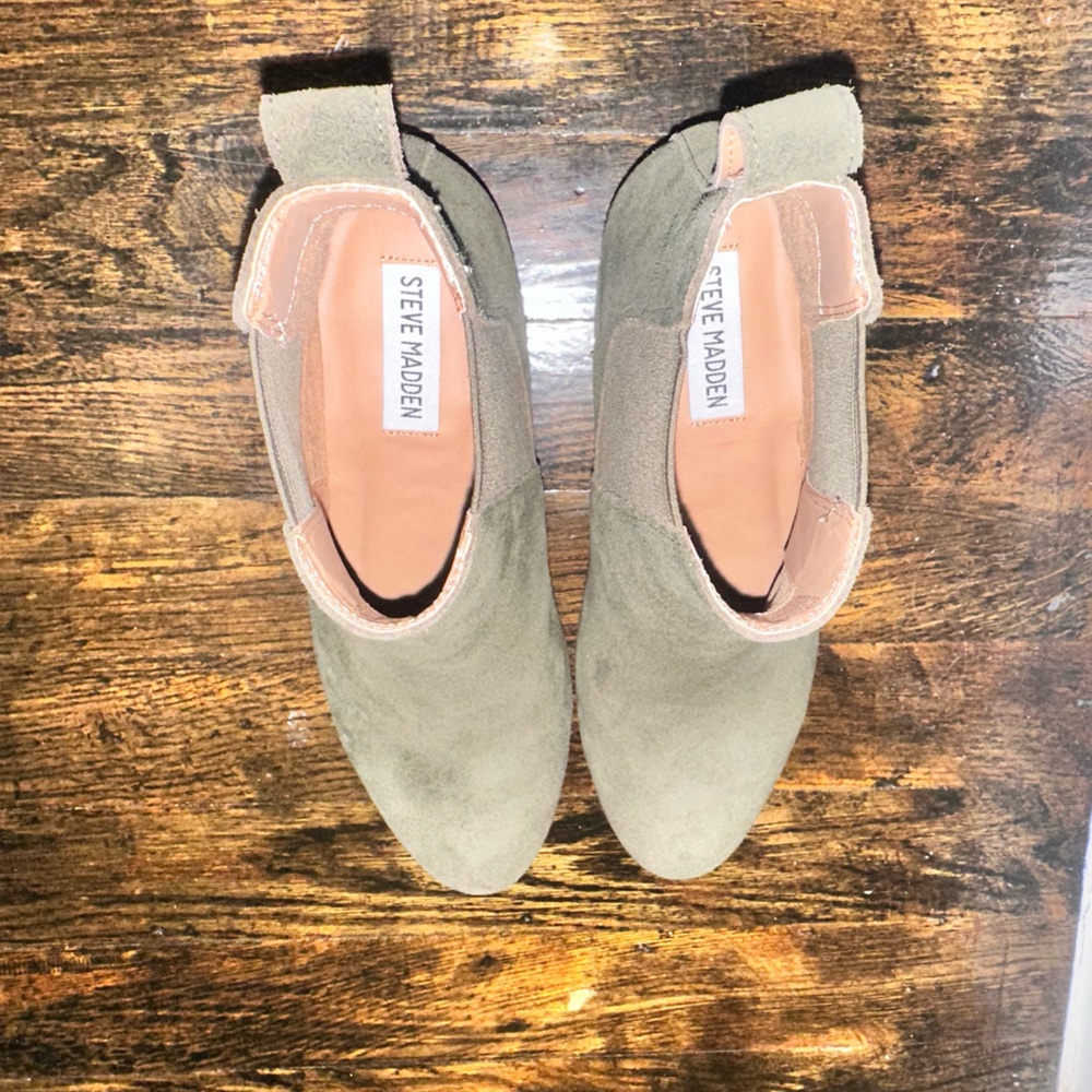 Steve Madden boots